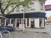 Restaurant-Mikes-Wien-Burggasse-